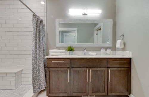 McMinnville Hotel | Explore Johnson Street Studio – Guest Rated 9.2/10