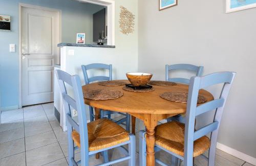 Saint-Quay-Portrieux House | Discover Joisalig: Family-Friendly Haven with High Ratings