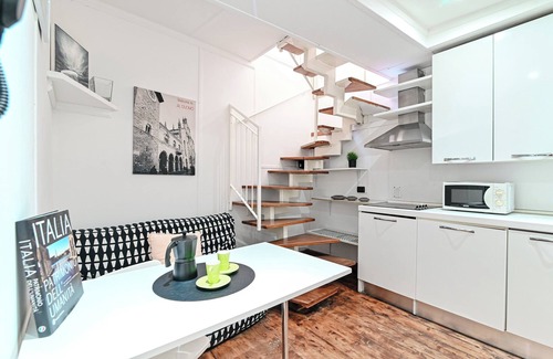 Como City Centre House | JOIVY Al Duomo guest house