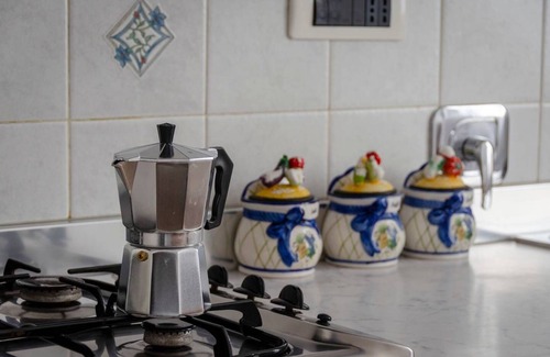 Pre House | Convenient Altido Band House Near Ferry Terminal