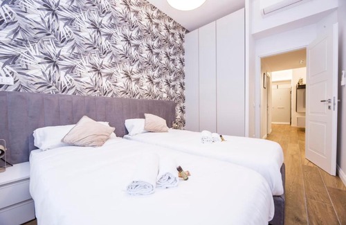 San Vincenzo Apartment | JOIVY Chic apartments in Piazza Dante, Genoa