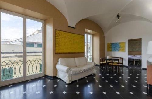 Genoa Historical Centre Apartment | Central JOIVY Flat for 6, Steps from Genoa Cathedral