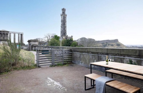 New Town House | Family-Friendly JOIVY Observatory House with 4-Star Comfort