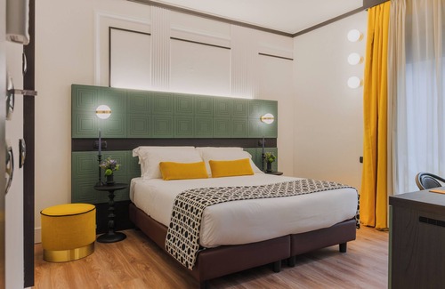 Florence Hotel | Relax at Together Florence Inn: Pool, Spa & Family-Friendly