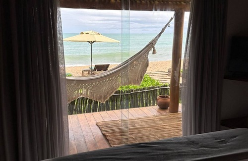 Barreira do Boqueirao Hotel | Ocean View Retreat at Joju Bangalôs & Bistrô