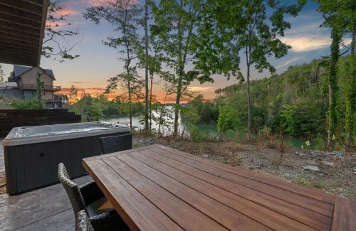 Sevierville House | Discover Jolene Lookout: Family-Friendly Retreat with Pool