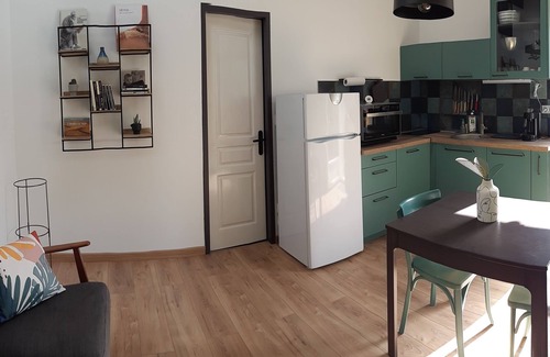 Les Vans Ski Chalet | Scenic Joli Cabanon with Pool & Kitchen - Rated 9.6/10