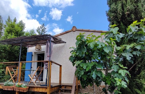 Les Vans Ski Chalet | Scenic Joli Cabanon with Pool & Kitchen - Rated 9.6/10