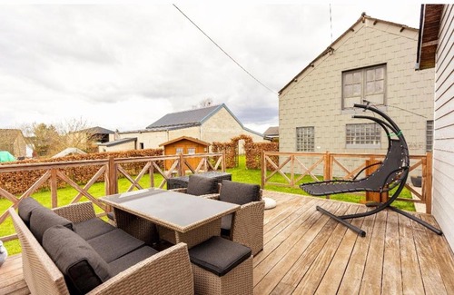 Bievre House | Cozy Retreat in the Heart of the Ardennes with Pool