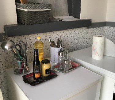 Verdun Apartment | Cozy Studio in the Heart of Verdun - Pet Friendly Retreat