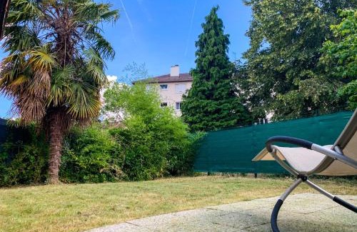 Bretigny-sur-Orge Apartment | Cozy Studio with Garden Near RER C - Close to Paris