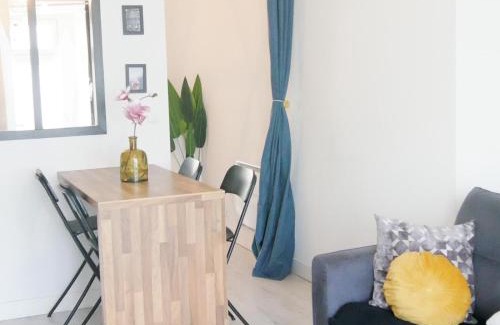 Saint-Marc Apartment | Cozy Studio in the Heart of Brest - Guest Rated 8/10