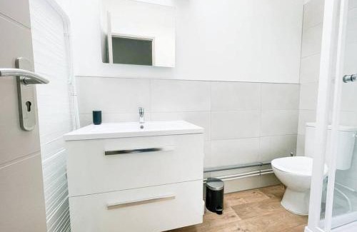 Saint-Martin-d'Heres Apartment | Modern Joli Studio with Pet-Friendly Comfort