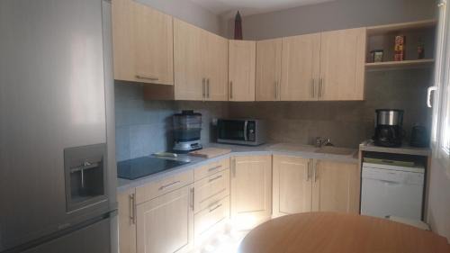 Calenzana Apartment | Delightful Villa Joli: Family-Friendly with Hot Tub