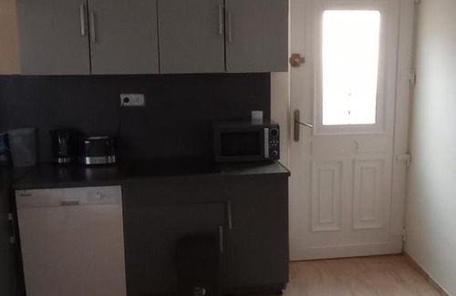 Epinay-sur-Seine Apartment | Quiet Two-Room Apartment with Family-Friendly Amenities