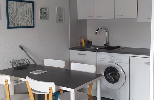 La Faute-sur-Mer House | Cozy Jolie Maison Near the Beach with Family Amenities