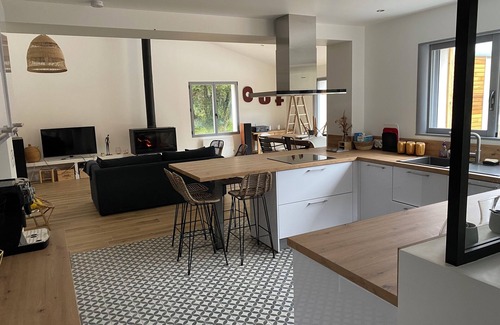 Saint-Pierre-d'Oleron House | Family-Friendly Jolie Maison by the Ocean with Top Amenities