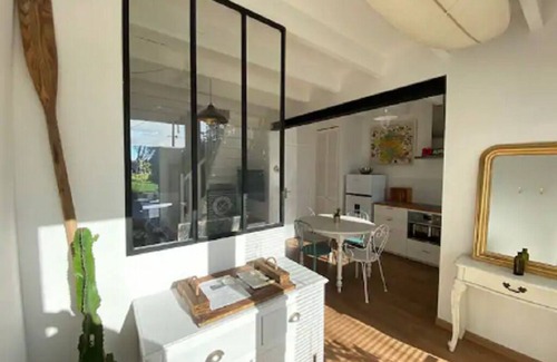 Penmarch House | Inviting Jolie Maison Just 600m from Porscarn Beach