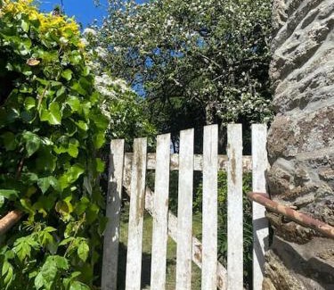 Digosville House | Delightful Countryside Retreat "Chez Germaine" - Pet Friendly