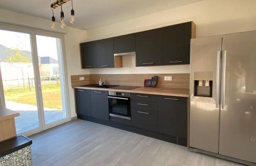 Nogent-sur-Eure House | Charming Country Retreat with Spa and Perfect Guest Rating