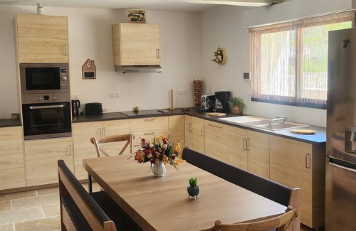 Tournissan Villa | Charming Jolie Maison: Family-Friendly Retreat in Corbières