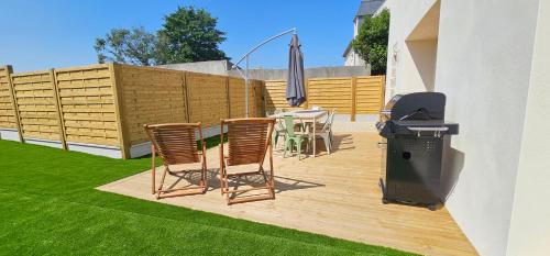 Landeda House | Renovated Home Near Beaches and Village - Family Friendly