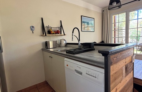 Moliets-et-Maa Villa | Charming Basque Cottage Steps from Ocean and Golf Course