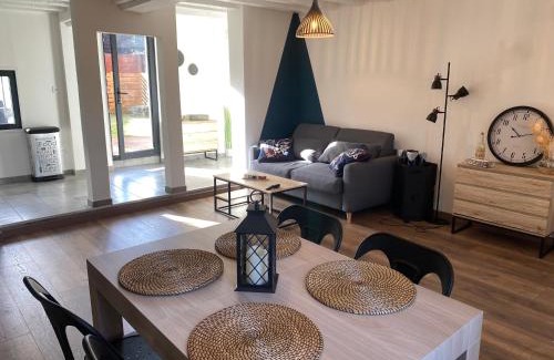 Pierrefitte-sur-Sauldre House | Charming Jolie Petite Maison Solognote - Family-Friendly Stay