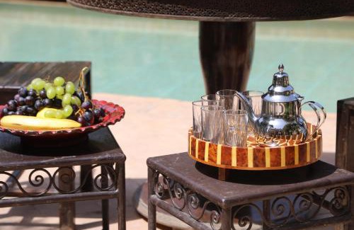 Ounagha Bed & Breakfast | Elegant Guest Rooms at Riad Dharma with Ocean Views