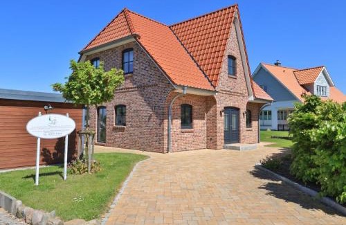 Gross Schwansee Apartment | Experience Jolle Ferienhaus: 4-Star Family & Pet Friendly