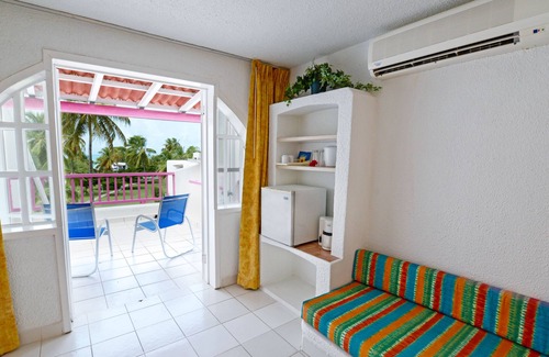 Jolly Harbour Resort | Relax at Jolly Beach Antigua - All-Inclusive Resort Getaway