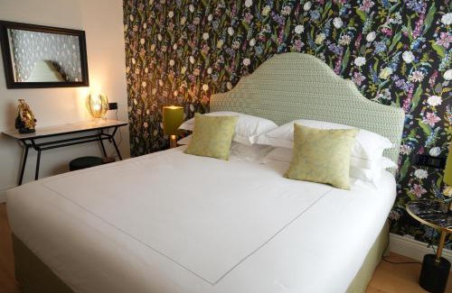 Province of Messina Hotel | Pet-Friendly Jolly Charme Suite: Rated 10/10 by Guests