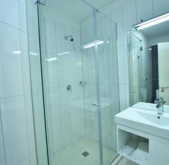 Lezhe Hotel | Discover Jolly Hotel: A 4-Star Gem with Family-Friendly Amenities