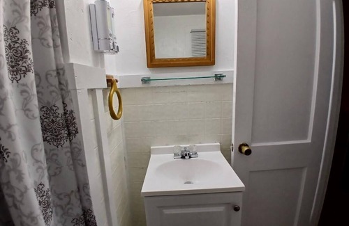 Dennis Port Hotel | Relax at Jonathan Edwards Motel: Family-Friendly Getaway