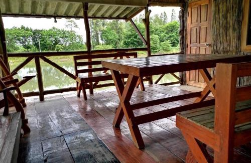 U Thong House | Exceptional Jorakae Samphan Resort: Family-Friendly Retreat