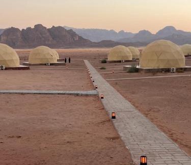Wadi Rum Apartment | Discover Jori Luxury Camp: Pet & Child Friendly Oasis