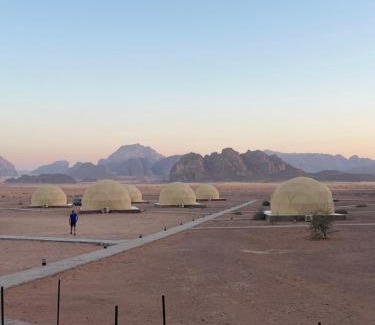 Wadi Rum Apartment | Discover Jori Luxury Camp: Pet & Child Friendly Oasis