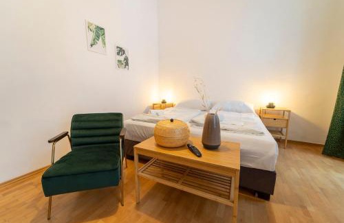 Himmelpfortgrund Apartment | Family-Friendly Retreat at Seraphina I Levestate