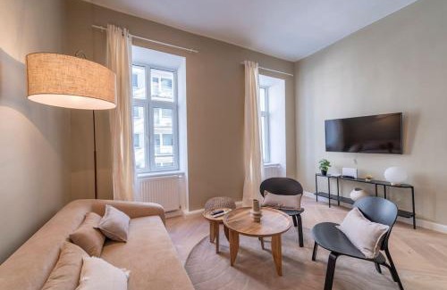 Himmelpfortgrund Apartment | Unforgettable Stays at Sigmund I Levestate - Family Friendly