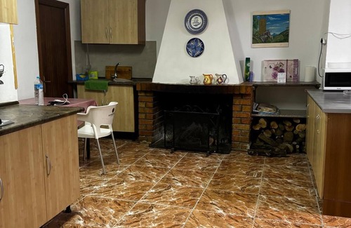 Bedmar Cottage | Experience Comfort at Josefa's Cortijo with Unique Amenities