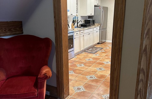 Jim Thorpe House | Discover Josephine’s Place: Pet-Friendly Retreat with Spa