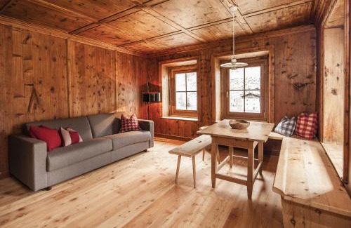 Madonna di Senales Apartment | Pet-Friendly Retreat at Josephus - Domicilium I