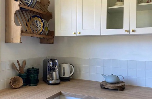 Trangie Cottage | Experience Josie's Cottage: Top-Rated Stay in Trangie NSW