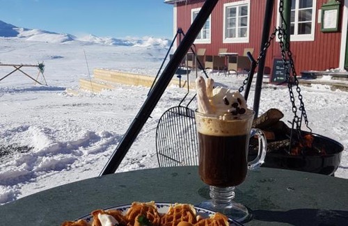 Vaga Municipality Other | Explore Jotunheimen Arctic Domes: Scenic Ocean Views