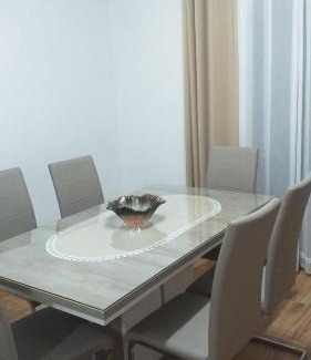 Radanovici Apartment | Guest Rated: Jovan Vukovic - Perfect for Families