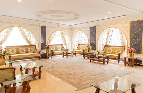 Kohistan Hotel | Discover Jovial Gold: Family-Friendly Hotel with Spa