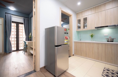 Nhat Tan Apartment | Cozy Joy Apartment Tay Ho with Kitchen & Breakfast Included