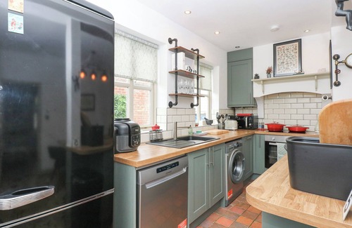 Snettisham Cottage | Joy's Cottage: Cozy, Pet-Friendly Retreat in Snettisham