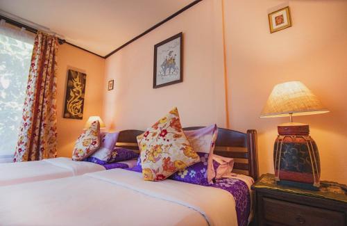 Chiang Mai Bed & Breakfast | Exceptional Joy's House & Tour: Family-Friendly Getaway