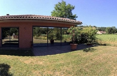 Lombers Cottage | Joyce Room: 10/10 Rated with Private Bath & Kid-Friendly Pool